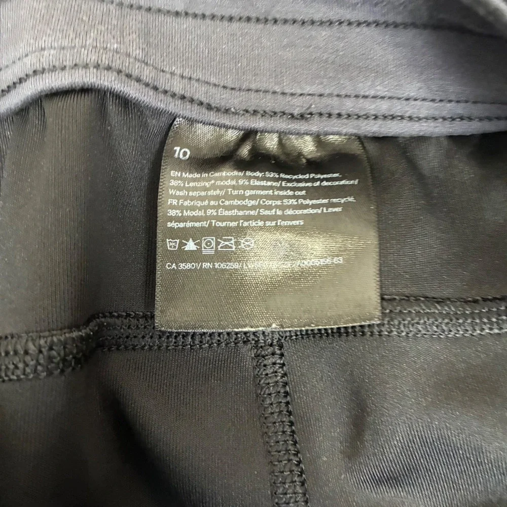 Lululemon Softstreme Black Jogger Sweatpants Women's Size 10 (31x31)